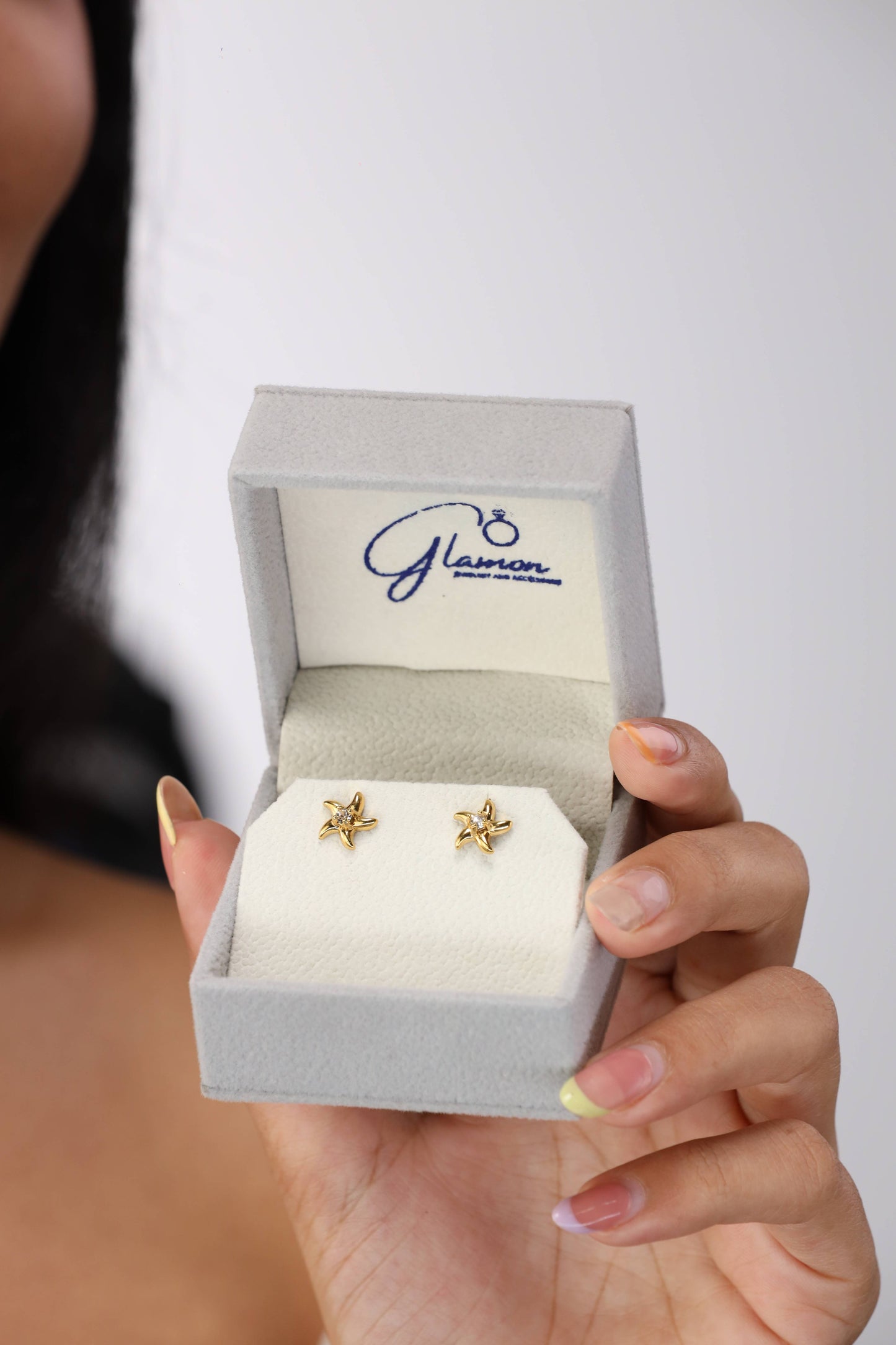 Glamon Twinkle Luxe Stud Earrings – Gold Coated Star Studs for Women Sri Lanka