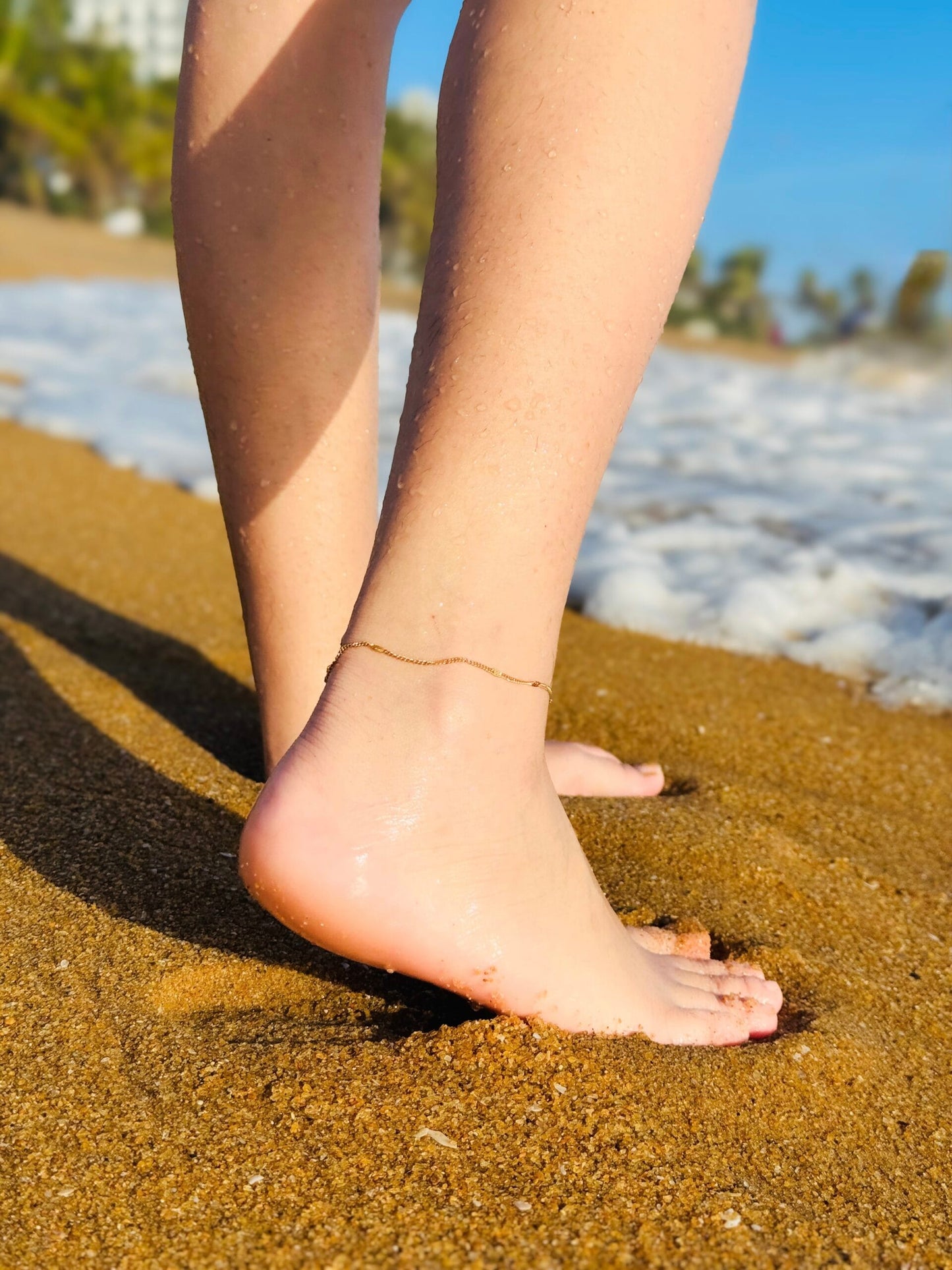 Glamon High Quality Gold Coated Dune Chain Anklet Bracelet For Girls Beach Wear Jewellery
