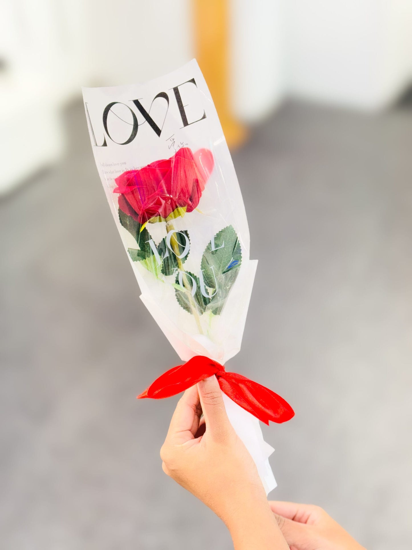 Glamon Romantic Valentine's Day Rose Gift for Her - Eternal Love Symbol, Perfect for Girlfriend, Wife, or Special Someone - Beautifully Packaged