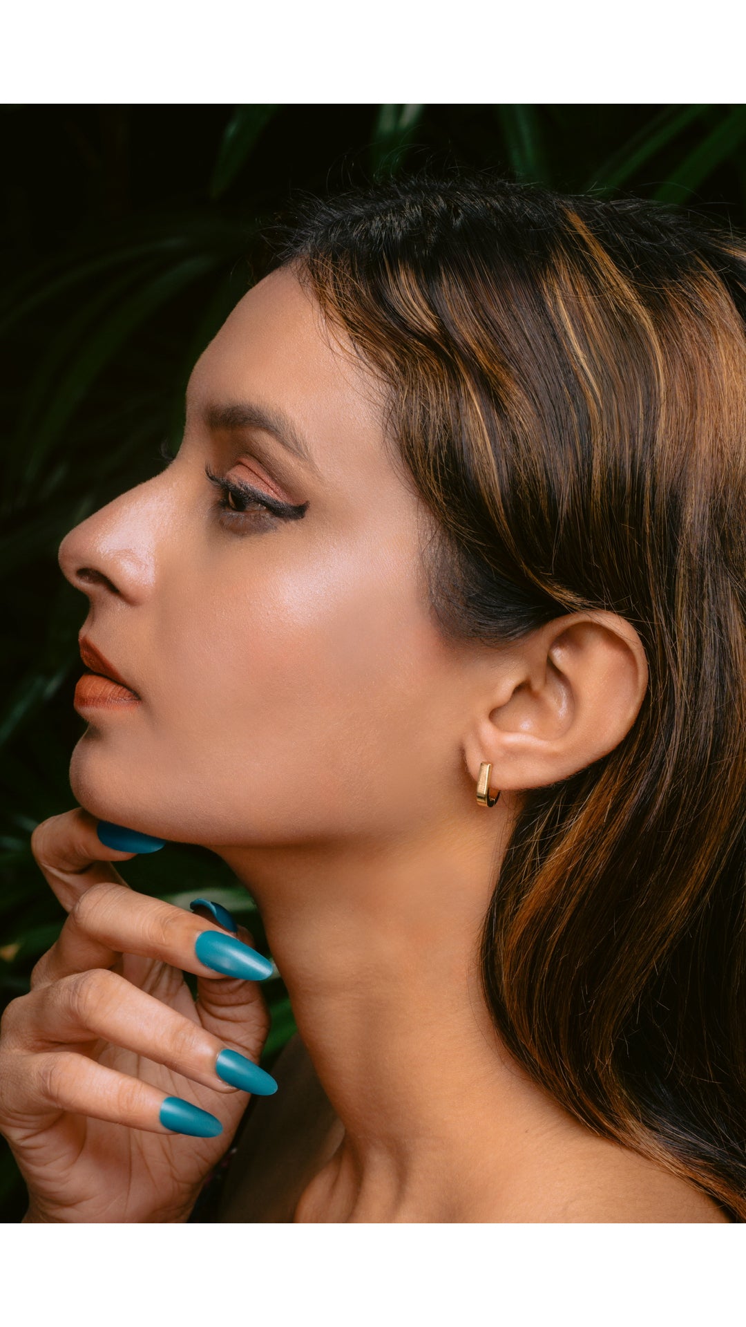Glamon Sleek Mini-Hoop Huggie Earrings Minimalist Solid Gold Plated Jewelry