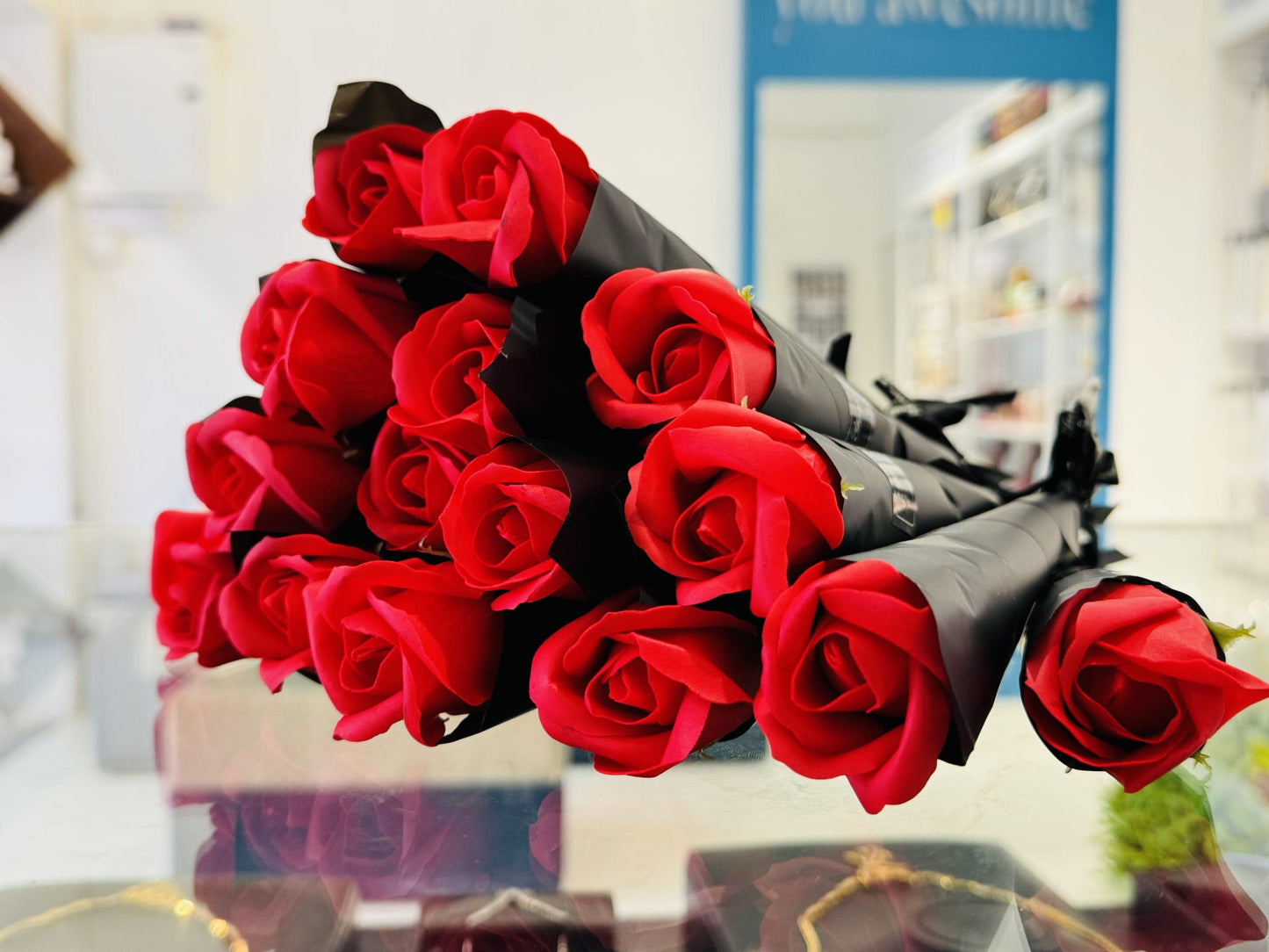 Roses Soap Flowers 1 piece Romantic Valentines Mother's Day Gift Wedding Bouquet Home Decorations Artificial Fake Flowers