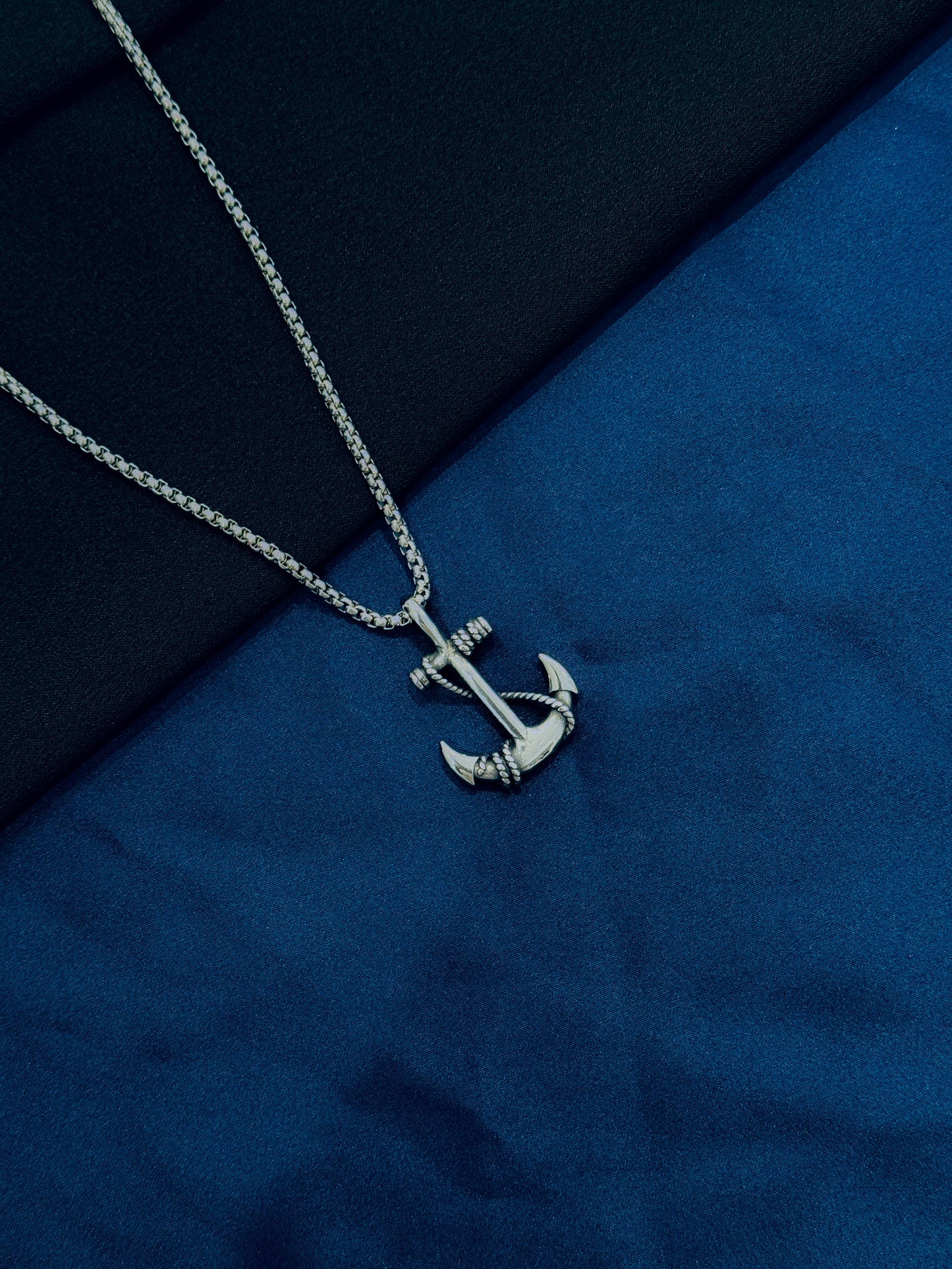 Glamon Anchor Pendant Necklace for Men – Silver Stainless Steel Chain | Luxury High-Quality Gift for Boyfriend