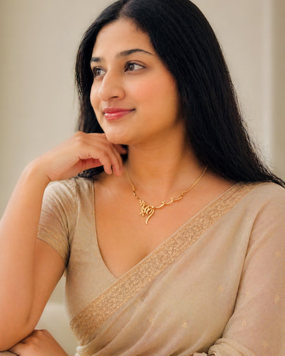 Gold Plated Wedding Necklace for Women – Stylish Bridal Jewelry for Saree Look