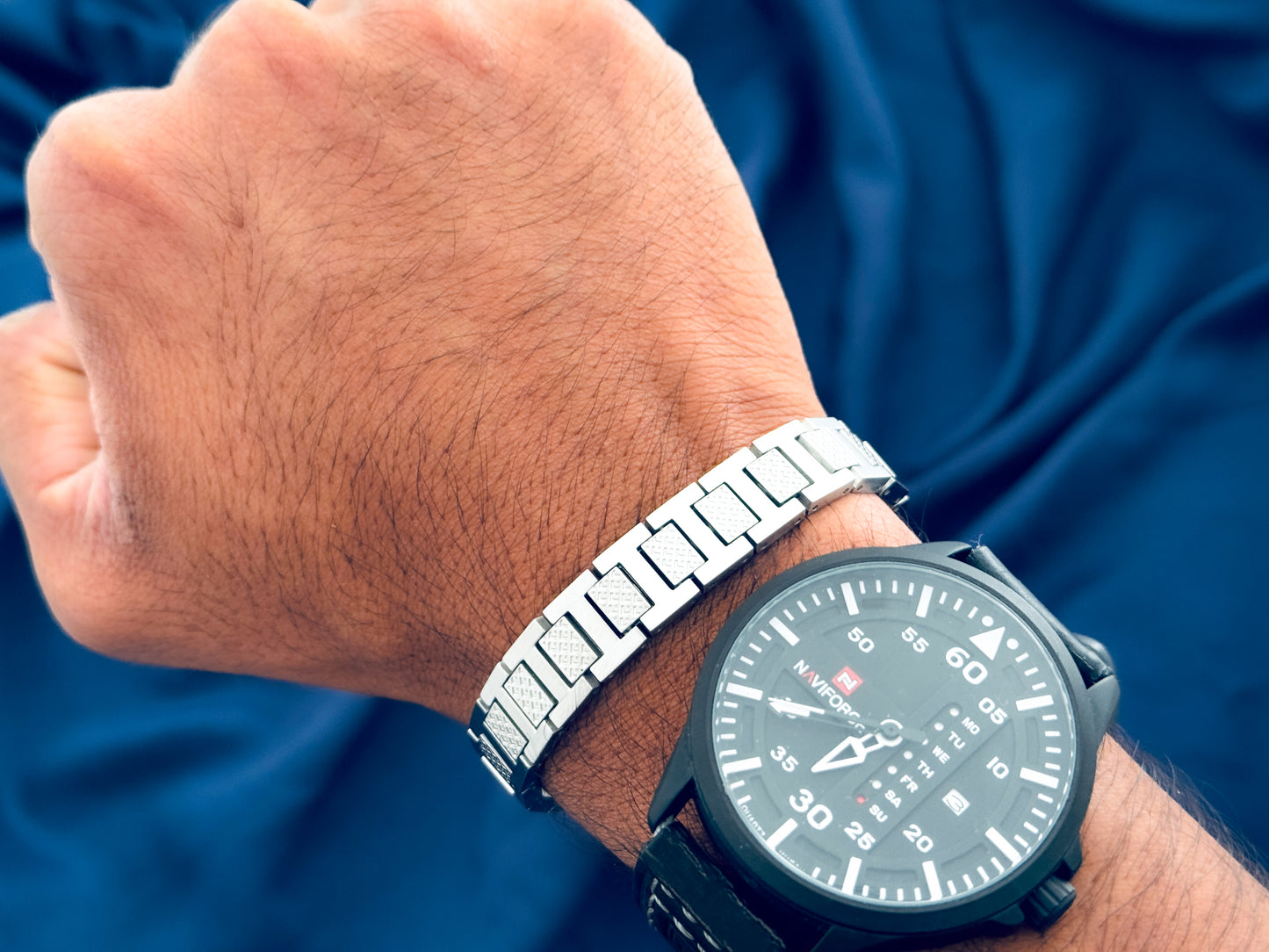 Glamon Monarch Link Bracelet – Luxury Silver Stainless Steel Bracelet for Men | Waterproof Premium Gift with 6-Month Warranty | Sri Lanka Exclusive