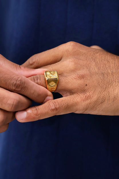 Glamon Royal Eagle Signet Ring for Men | Luxury Gold 316L Stainless Steel Ring
