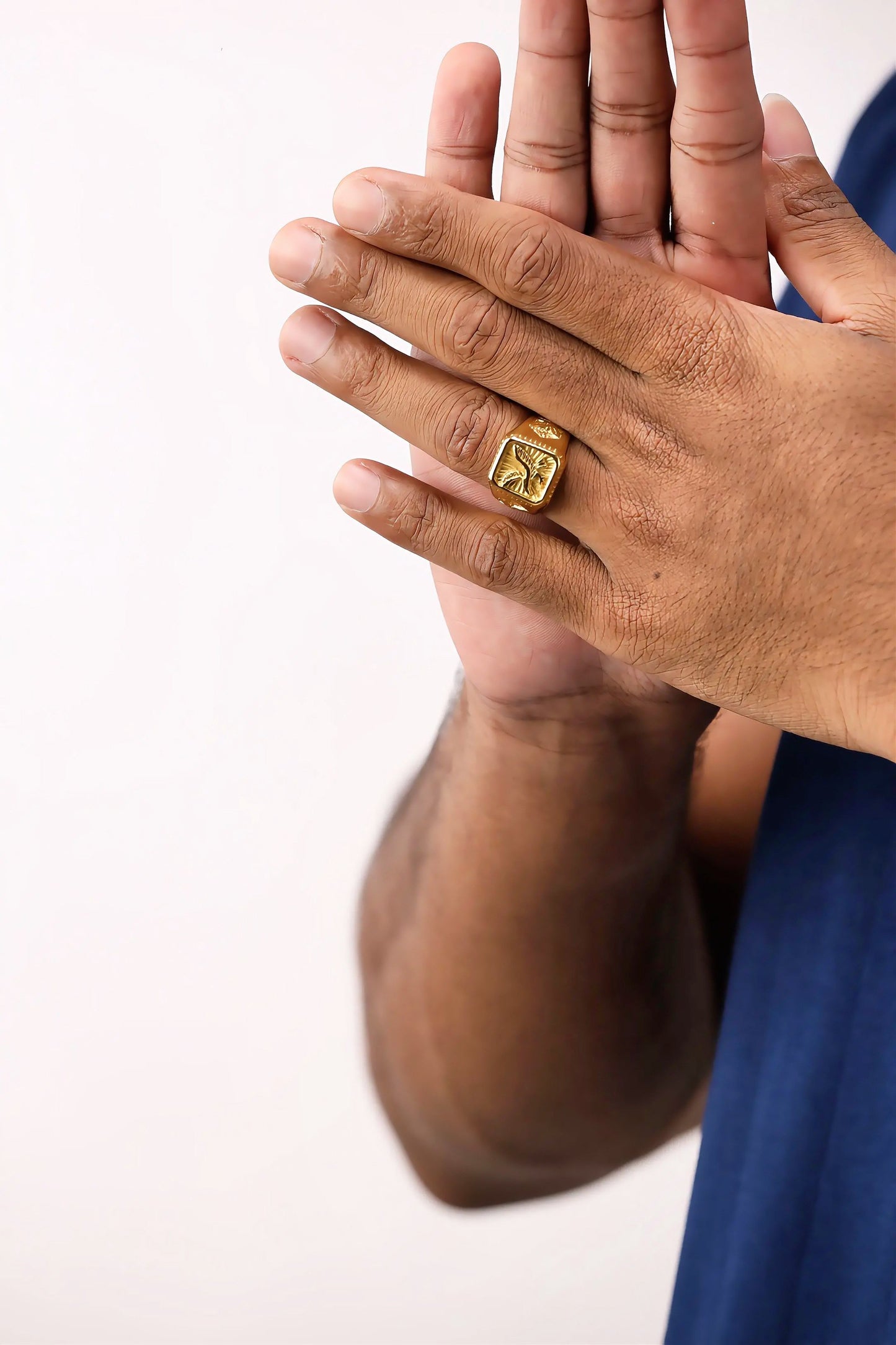 Glamon Royal Eagle Signet Ring for Men | Luxury Gold 316L Stainless Steel Ring