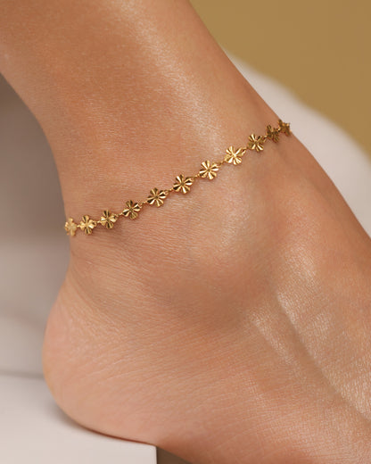 Glamon Fleur Gold Flower Anklet for Women – Adjustable Waterproof Gold-Coated Stainless Steel Ankle Bracelet, Luxury Jewellery Gift for Her in Sri Lanka
