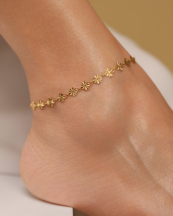 Glamon Fleur Gold Flower Anklet for Women – Adjustable Waterproof Gold-Coated Stainless Steel Ankle Bracelet, Luxury Jewellery Gift for Her in Sri Lanka