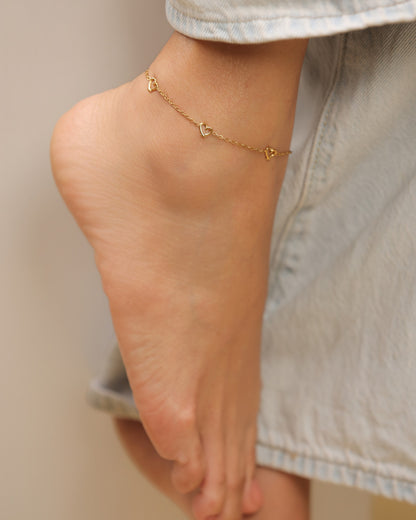 Glamon Love Link Gold Anklet for Women – Heart Charm Ankle Bracelet, Gold-Coated Stainless Steel Waterproof Jewellery, Romantic Gift for Her in Sri Lanka