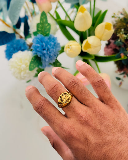 Glamon Guardian Eye Ring for Men – Gold Coated 316L Stainless Steel Evil Eye Signet Ring Luxury Waterproof Statement Jewelry Gift for Him