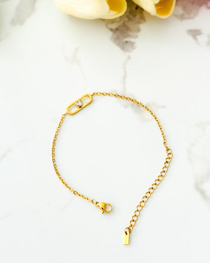 Glamon Eternal Loop Heart Bracelet | Luxury Gold Coated Waterproof Bracelet for Girls & Women