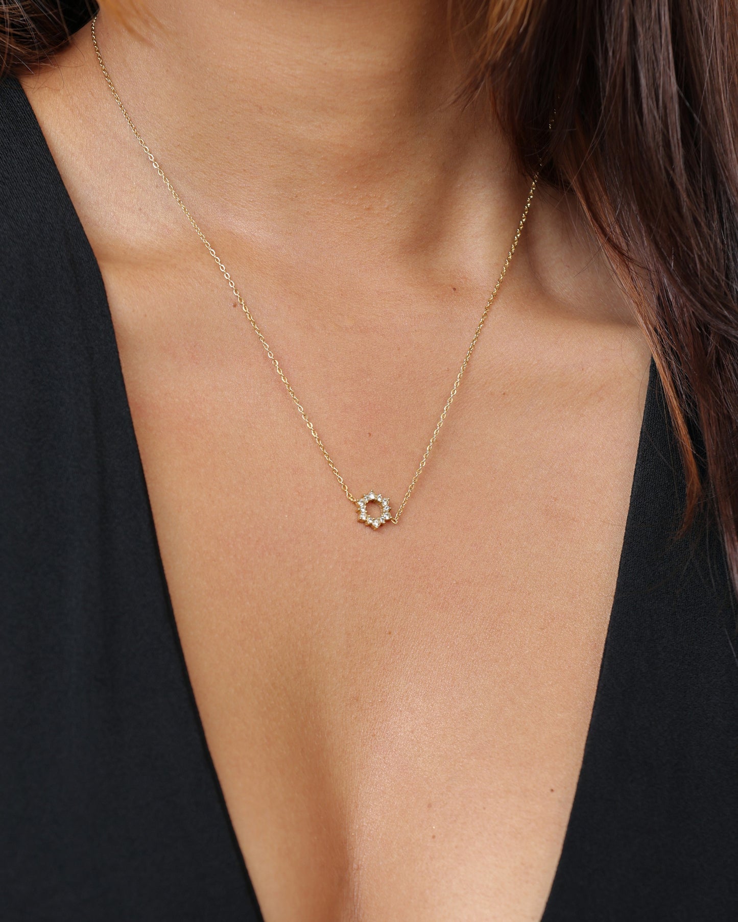Glamon Dazzle Round Necklace – Gold Coated Zircon Necklace for Girls High Quality Waterproof Jewelry