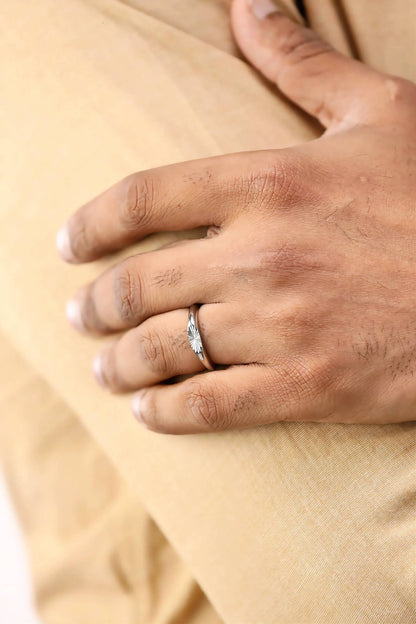 Glamon Solaris Ring – Luxury Silver Ring for Men Premium 316L Stainless Steel Waterproof