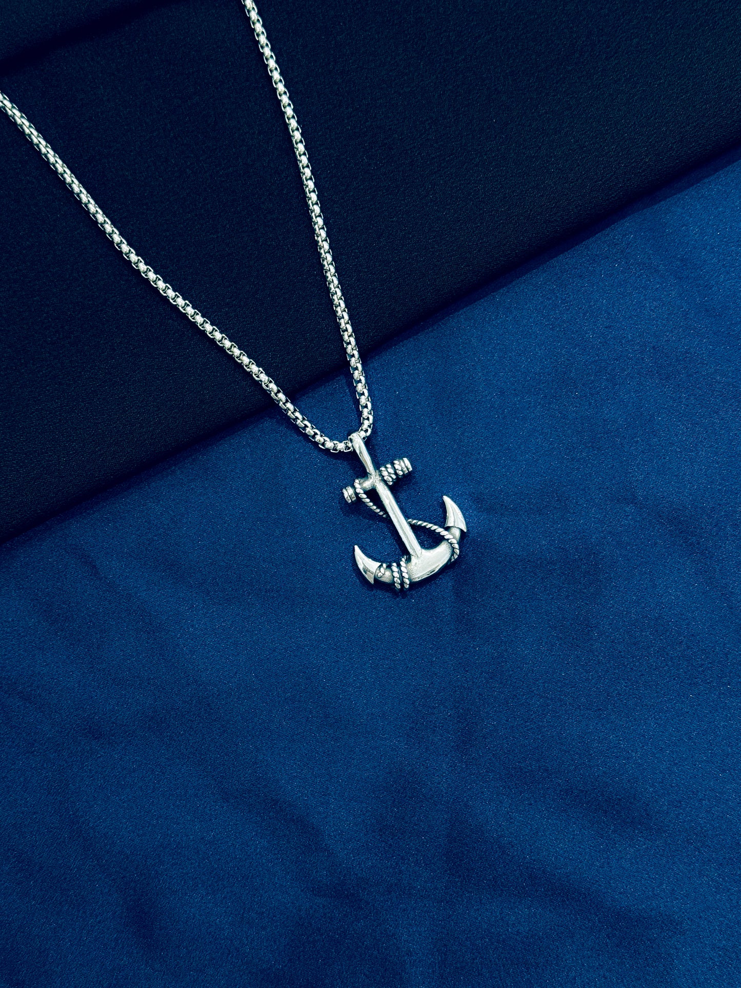 Glamon Anchor Pendant Necklace for Men – Silver Stainless Steel Chain | Luxury High-Quality Gift for Boyfriend