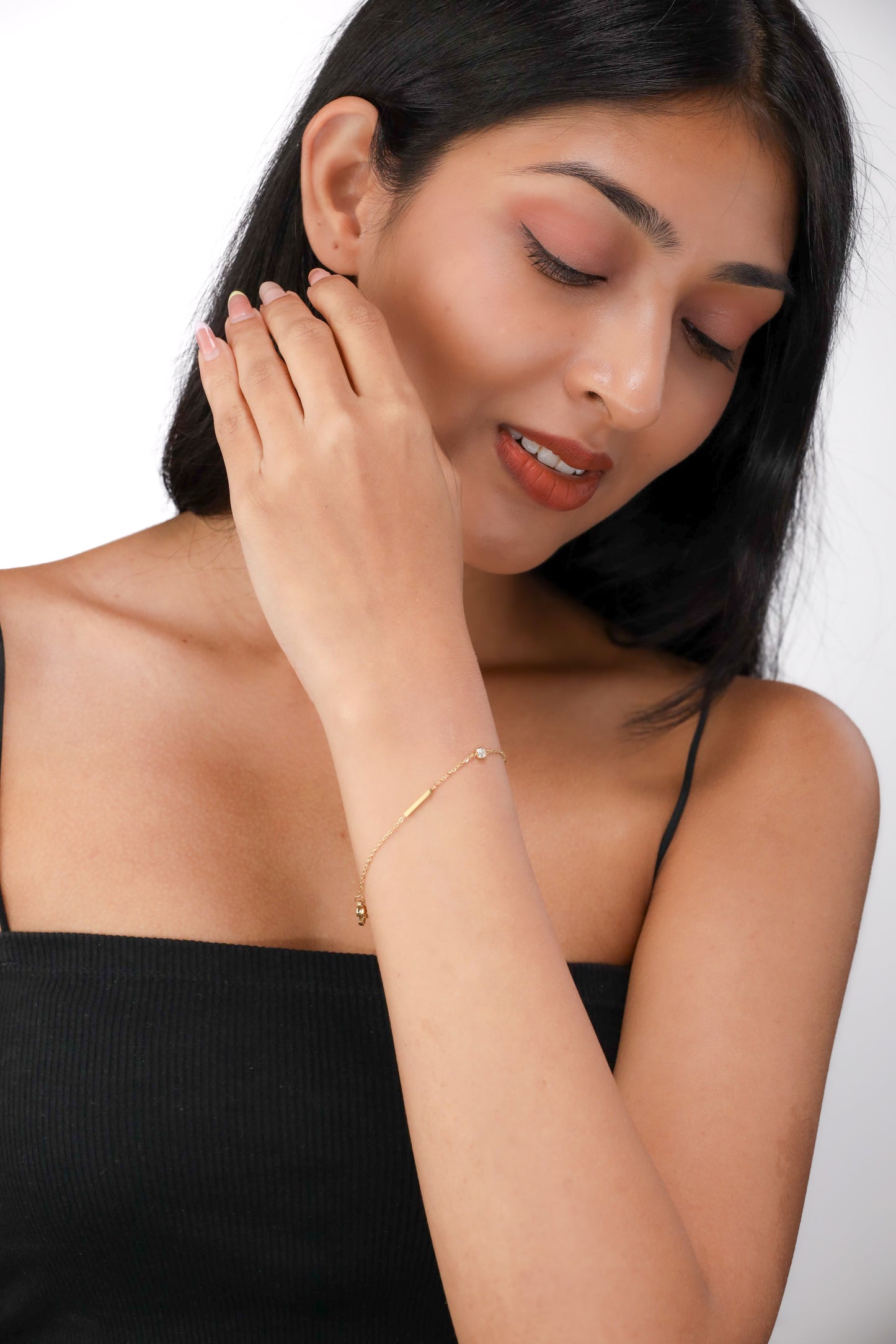 Glamon SlimShine Bracelet – Luxury Gold Coated Minimal Chain Bracelet for Women Sri Lanka