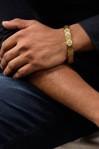 Glamon Monarch Link Bracelet – Luxury Gold-Coated Stainless Steel Bracelet for Men | Waterproof Premium Gift with 6-Month Warranty | Sri Lanka Exclusive