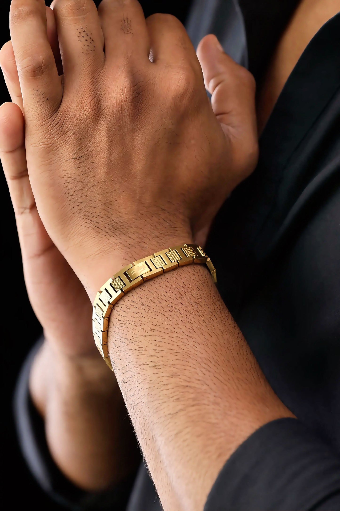 Glamon Monarch Link Bracelet – Luxury Gold-Coated Stainless Steel Bracelet for Men | Waterproof Premium Gift with 6-Month Warranty | Sri Lanka Exclusive