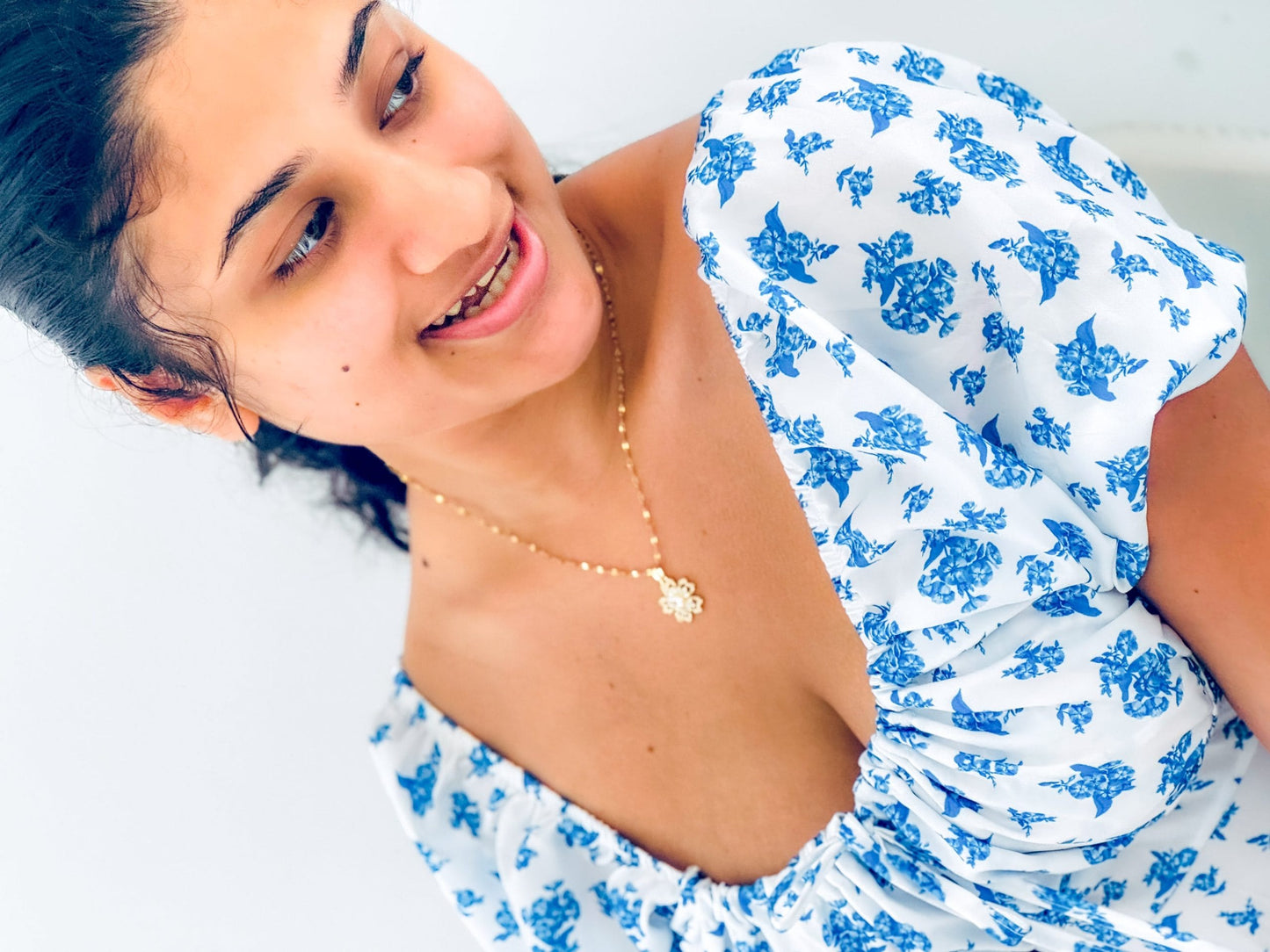 Glamon Flower Pendant Necklace For girls
