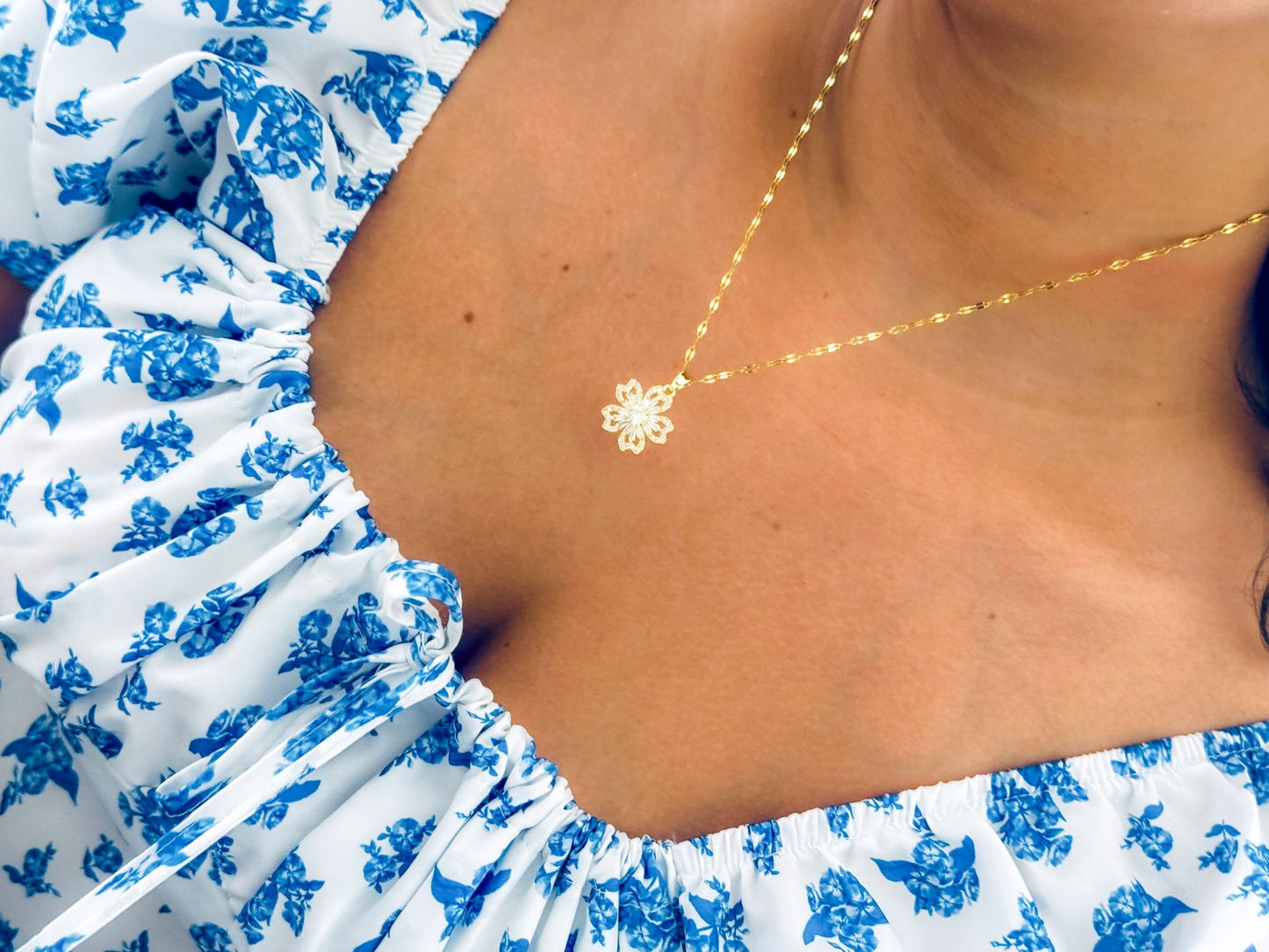 Glamon Flower Pendant Necklace For girls