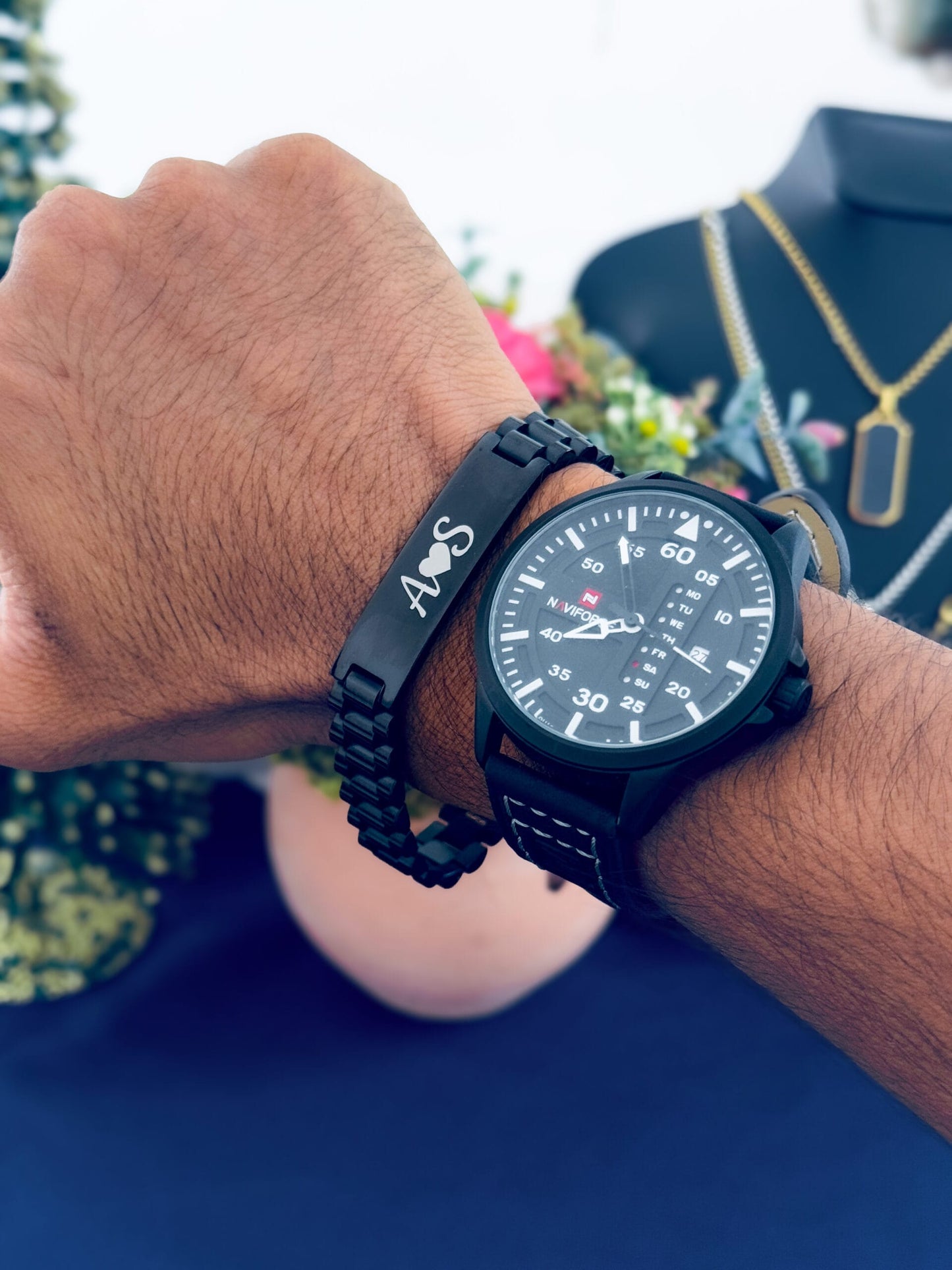 Black customized name bracelet for men on wrist in Sri Lanka – engraved stainless steel personalized bracelet Glamon